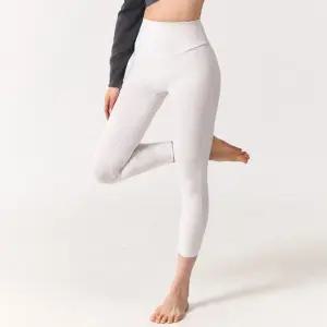 [아우트]크림 필라테스바지 요가 운동 바지 8부 1P