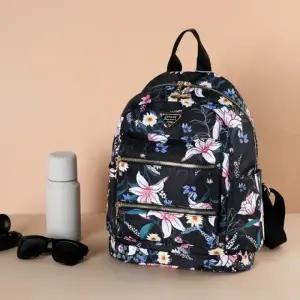 비닐 라탄 보부상 미니백팩 여성백팩