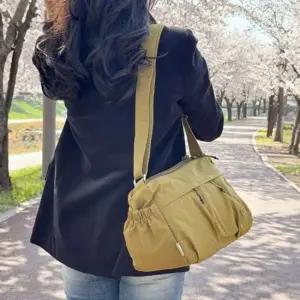 투포켓 데일리 캐주얼 여성 나일론 크로스백 숄더백