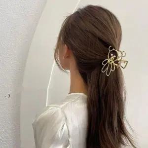 집게핀 인기 곰돌이 단발머리 반묶음 감성 메탈 골드