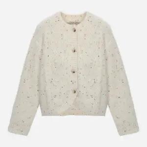 [써스데이아일랜드] 케이블 라운드넥 니트 가디건 (T258MCD253)