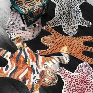 [한빛카페트]호랑이 러그 동물 인테리어 카페트 120x170cm.