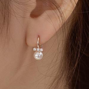 [더블유비엘]wbL 14k post 델로 진주 원터치 링귀걸이 W