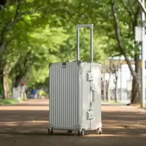 레임블 렉탱글 여행 캐리어 수하물 26인치