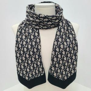 [애슬릿] 기모 여성 레터링 패턴 타이 머플러 스카프