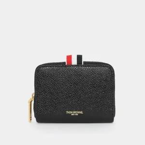 25SS 삼선탭 페블 그레인 지퍼 여성 카드지갑 FAW062A 00198 001