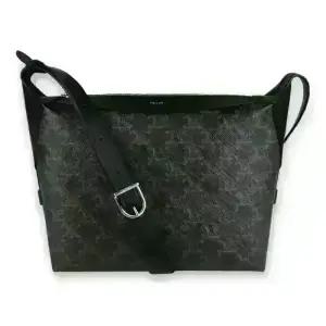 디몬트 셀린느 트리옹프 캔버스 해리 크로스백(블랙) 122332GUK 38SI