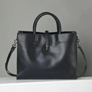 가죽토트백 GAB02462 (WFK2WQZ)