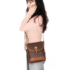 쌈지마켓 여성 크로스백 데일리백 캐주얼 크로스백 쌈지가방   D1133 리타