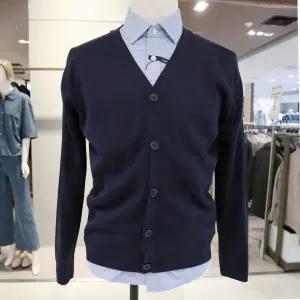 [대구백화점] [런던포그]남성 플레인 버튼 카라 니트 가디건(LNFNA452)