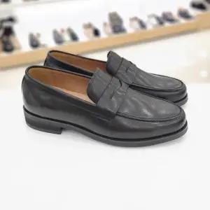 남성 모던심플 페니로퍼 컴포트 구두 MJY25035TD5FDL