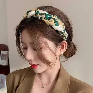 [콩심팥심]여자 데이트 룩 모임 꼬임 체크 헤어밴드 머리띠 코디