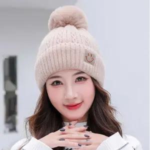 [유토피아]여자 등산 캠핑 룩 코디 방울 니트 털 모자 겨울 모자쇼핑몰모자종류 패션모자니트모자 여성용모
