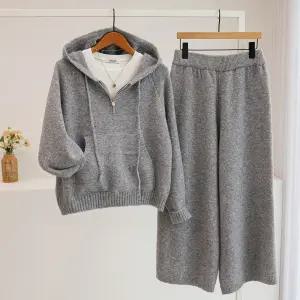 [잇수다] 바우닌 반집업 루즈핏 후드 울 니트 + 밴딩 와이드 팬츠 세트
