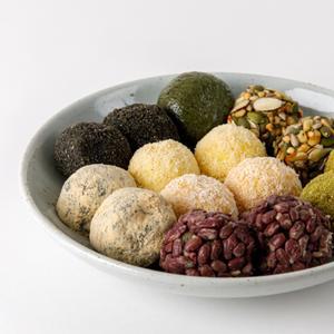 제라헌 오메기떡 혼합 30개입 선물세트 (팥,바나나,망고,녹차,흑임자,견과,쑥)