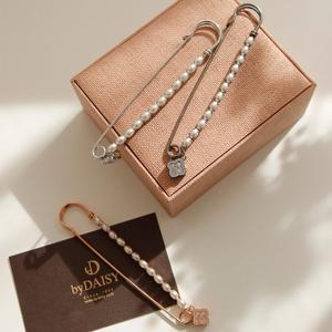 [바이데이지] 빅 옷핀 진주 머플러 코트 브로치 Bb0396