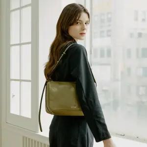클레어 숄더크로스백 라지 올리브 AP15-2305-OL