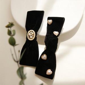 [제이로렌] 하트진주 캐스팅 벨벳 리본 자동핀 H01262