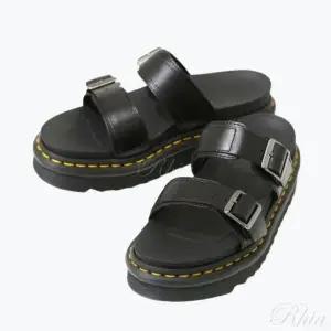 닥터마틴 MY레스 R23523001 마일즈