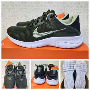 [국내매장용] 나이키 플렉스 익스피리언스 RN 11 NN DD9284-300