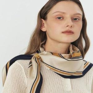 [NS홈쇼핑][헤지스ACC] HISC5F630N2 네이비 헤리아토 삼각링 실크 스카프 (링포함)..