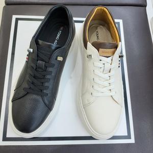 [행복한백화점][에스콰이아]남성 소프트 소가죽 발편한 깔끔한 경량 블랙 화이트  스니커즈