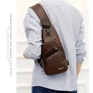 남자 데일리 모던 클레식 레트로 레더 크로스백 가방 미니크로스백 미니백 학생크로스백