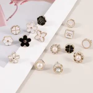 레이디 매너 브로치 10P 오픈방지 단추 옷핀 미니 고정 핀 브로찌 매너 뱃지 옷고정핀