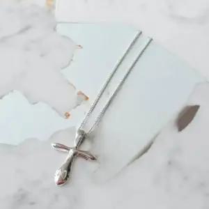 [하프클럽/]여성 빈티지 실버 십자가 패션 목걸이