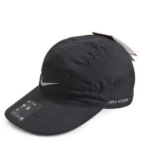 나이키 드라이 핏 플라이 언스트럭처 리플렉티브 캡 FB5681-010