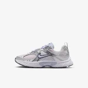 나이키 키즈 V5 RNR 리틀키즈 운동화 HQ6412-500