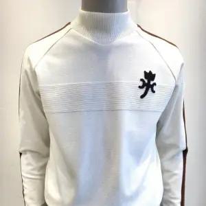 [까스텔바작]BGBWSW205W  남성 라인 배색 하이넥 방풍 니트_DG