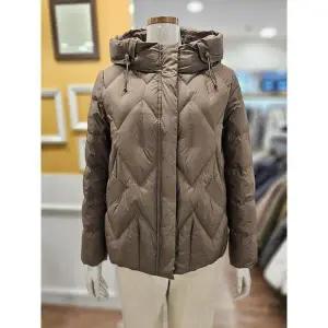 [BCBG] 세이브존01 이븐 덕 점퍼 B5D9F877 (42323963)