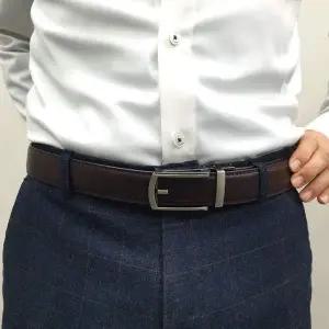 페이크 핀버클 가죽 자동벨트 브라운