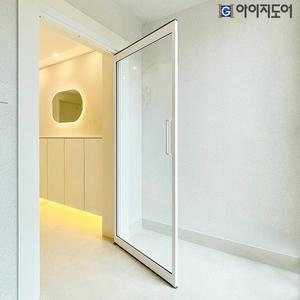 [아이지도어]스윙도어 초슬림 중문 현관 아파트 싱글형 투명강화유리 오픈형 화이트