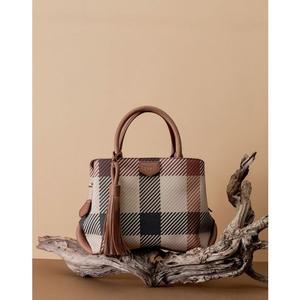 [갤러리아] DCBA3E682 닥스 브라운 빅하우스체크 토트백