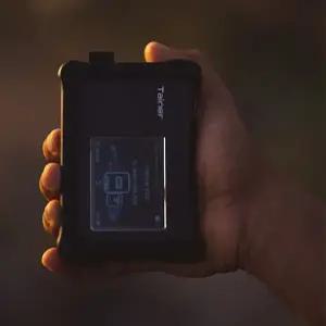 클라우젠 테이너 WD 2TB M.2 SSD 내장: 휴대형 올인원 다기능 백업 솔루션야외/이동 중 노트북/카드리더 필요