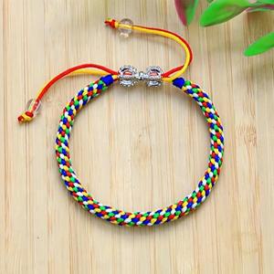 [바이소품]오색실 팔찌 매듭 실 행운 행운 건강 행복 기원 길이 조절 커플 우정 레이어드 비즈 여자 남자