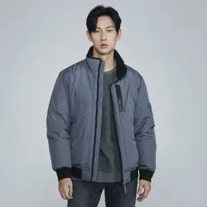 [버커루]남성 나일론 절개 디테일 다운 점퍼(B224DW320P)