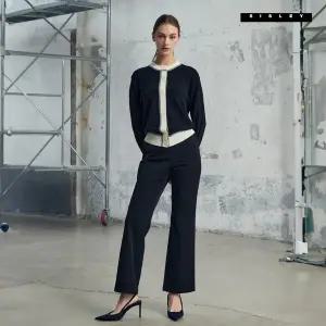 [런칭가 129000원] [SISLEY] 시슬리 세미 부츠컷 기모팬츠