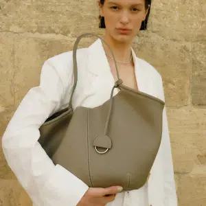 [롯데백화점]조이그라이슨 님버스 숄더백 미디움 LW5SD7170_L7