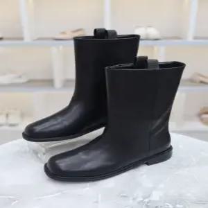 [블리아르]모던 캐주얼 하프 낮은굽 여성 미들 부츠 3cm BLMD500523_GN