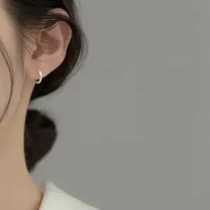 에르모사제이 E149 실버 925 기본 샌드 무광 원터치 은 링귀걸이