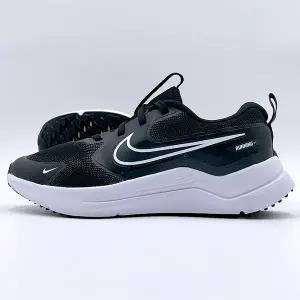 나이키 주니어 러닝화 코스믹 러너 키즈 운동화 초등학생 블랙 HM4402-003