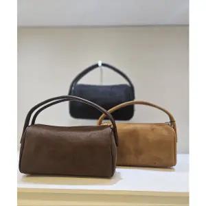 [발리스윗](마산점)핸들 포인트 스웨이드백 SP9ZAB19