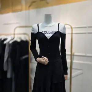 [에고이스트]컬러 배색 레이어드형 슬림 풀오버 EQ4KL262BK_CA