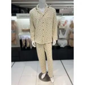 [갤러리아] 바바라 크림 누빔 삼중직 나염 프린트 로맨틱 남성 파자마세트 AMP4616B