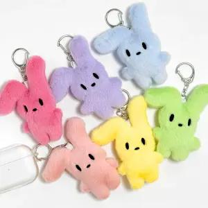 귀여운 미니 토끼 인형 키링 컬러 랜덤 / 핸드폰 에어팟 가방 장식 열쇠고리 키홀더