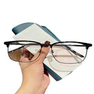 돋보기 안경 조절 스마트 자동초점 휴대용 노안 독서용 확대경 원근 자동 도수조절안경 줌