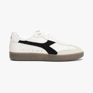 [디아도라]운동화 KQJ D4363LCR71WHT 살토 WHITE (ACTION LEATHER)